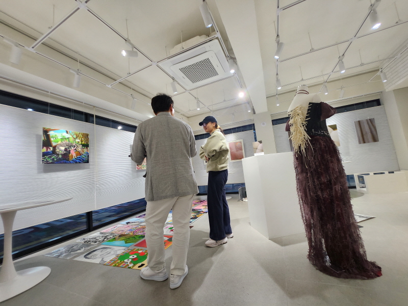 ������̹���